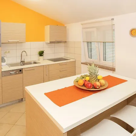 Apartment Mare *