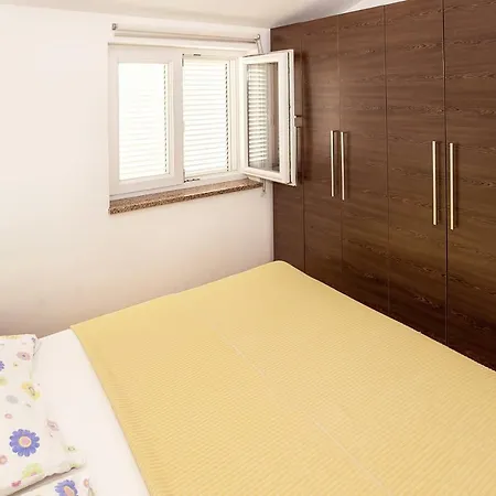 Mare Apartment Baška