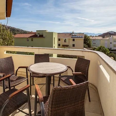Mare Apartment *